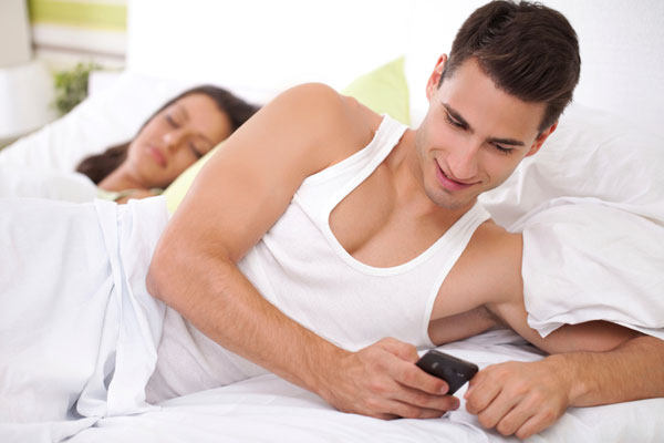 5 Ways to Spy on Husband's Phone (100% Free & Undetectable)